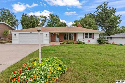 4917 S 131st St, Omaha, NE 68137