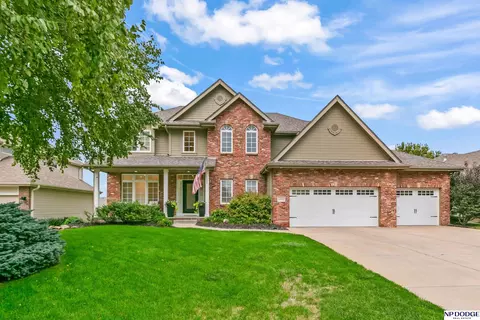 15952 Bauman Ave, Omaha, NE 68116
