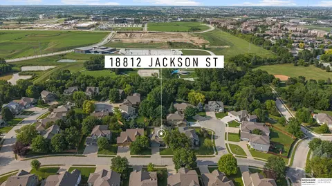 18812 Jackson St, Elkhorn, NE 68022