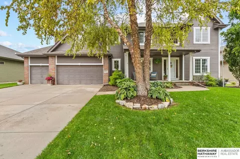 20134 Douglas St, Elkhorn, NE 68022