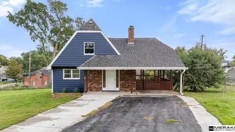 3341 Harrison St, Bellevue, NE 68147
