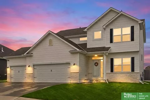 12920 S 54 St, Papillion, NE 68133