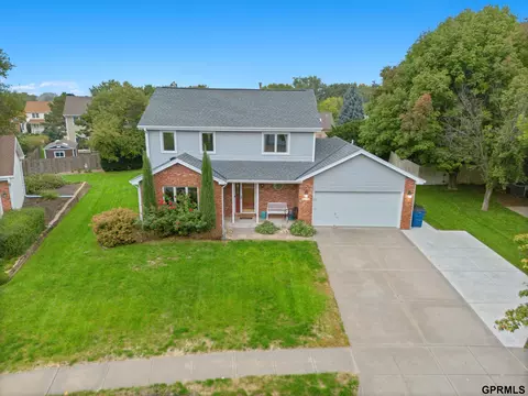 3024 Chisholm Pl, Lincoln, NE 68516