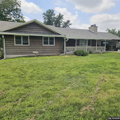 8535 Ames Ave, Omaha, NE 68134
