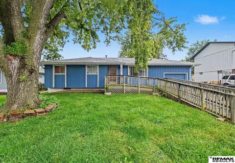 9709 Ellison Ave, Omaha, NE 68134