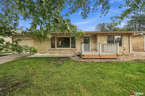3016 Prairie Rd, Lincoln, NE 68506