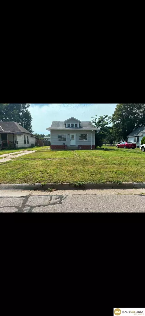 606 S Lexington Ave, Hastings, NE 68901