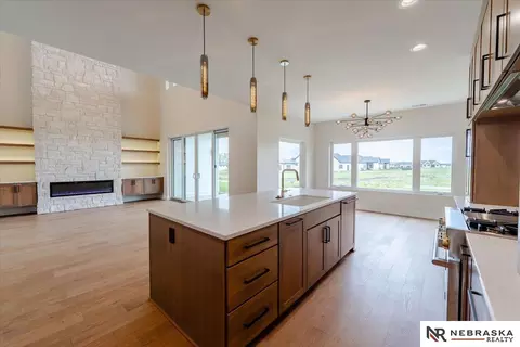 3659 Wilderness Hills Blvd, Lincoln, NE 68516