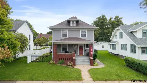 742 E 4th St, Fremont, NE 68025