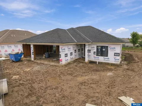 4101 Carnation Dr, Lincoln, NE 68516