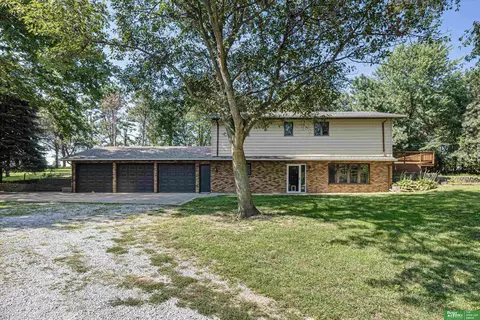 17418 18th St, Plattsmouth, NE 68048