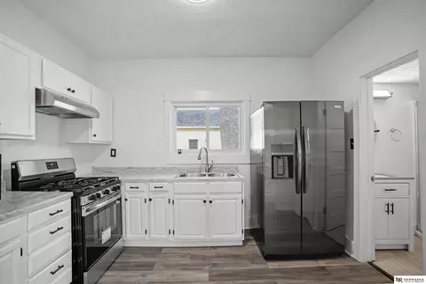 2411 Madison St, Bellevue, NE 68005