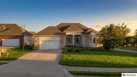 165 Eagle View Dr, Ashland, NE 68003