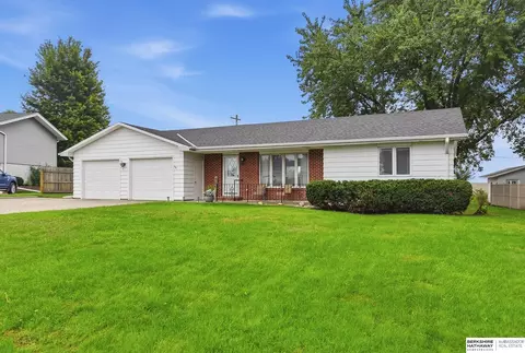 725 Lisa Ln, Lyons, NE 68038