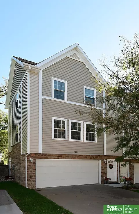 6007 N 167th Plz, Omaha, NE 68116