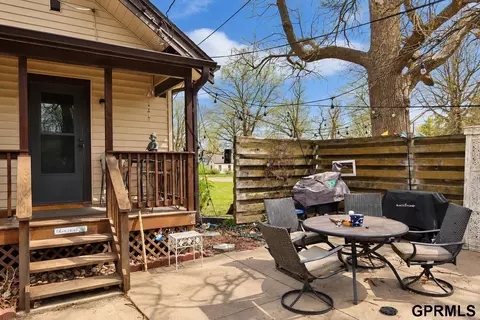 Exterior - 1003 N 14th St, Beatrice, NE 68310 photo 5 of 8