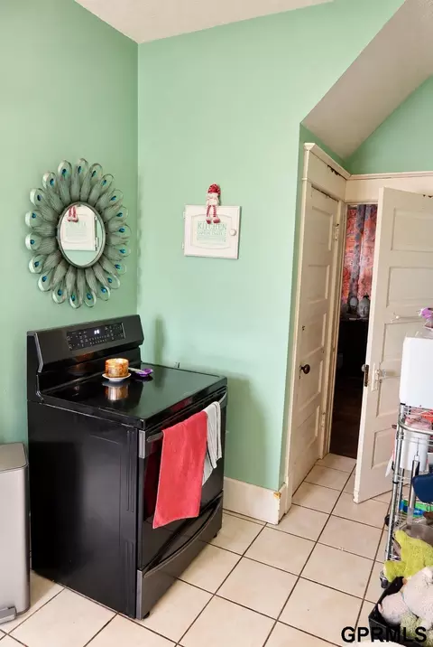 Kitchen - 1003 N 14th St, Beatrice, NE 68310 photo 4 of 4
