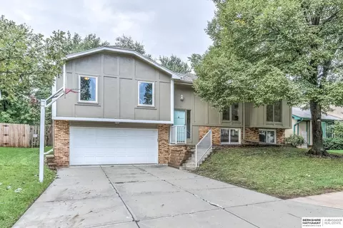 15123 Bemis St, Omaha, NE 68154