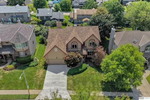 16167 Chicago St, Omaha, NE 68118