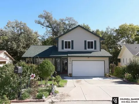 13115 Brookside Dr, Bellevue, NE 68123