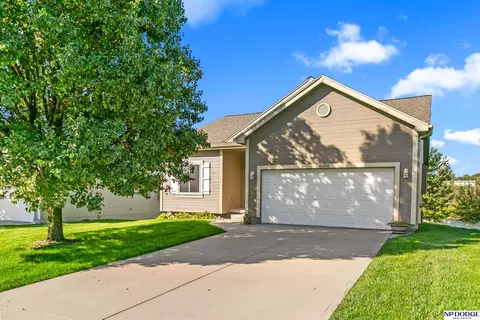 10608 Lewis And Clark Rd, Bellevue, NE 68123