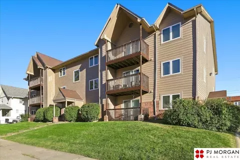 5016 California St #9, Omaha, NE 68132