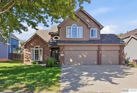 2602 Fairview St, Bellevue, NE 68147