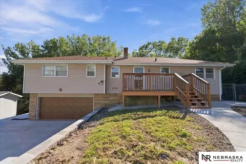 5127 Bauman Ave, Omaha, NE 68152