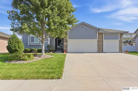 8063 N 129th Ave, Omaha, NE 68142