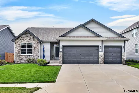 7810 S 184th Ave, Omaha, NE 68136