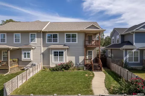 540 N 33rd St, Lincoln, NE 68503