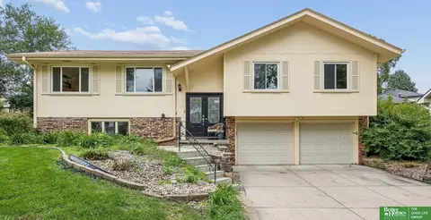 431 S 150 Cir, Omaha, NE 68154