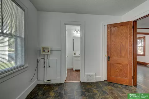 Entry Way - 4243 Patrick Ave, Omaha, NE 68111 photo 1 of 2