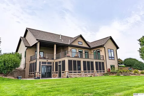 Exterior - 1214 County B Rd, Scribner, NE 68057 photo 5 of 18