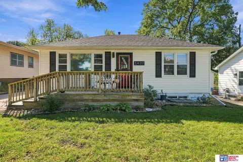 5427 Oldham St, Lincoln, NE 68506