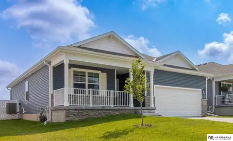 20467 Swallowtail St, Gretna, NE 68028