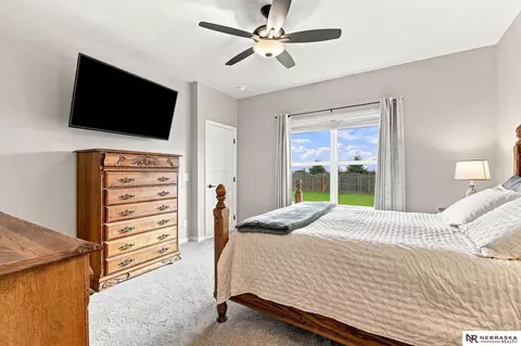 Bedroom - 8014 N 167th Ave, Bennington, NE 68007 photo 2 of 5