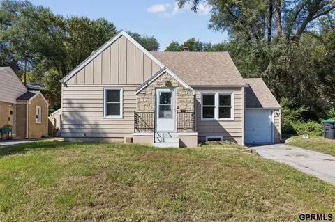 3450 Martin Ave, Omaha, NE 68112