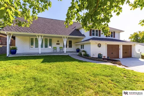 505 S 127th St, Omaha, NE 68154