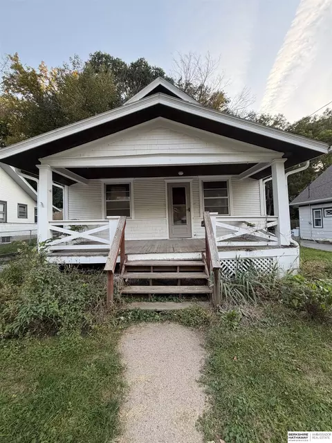 666 Franklin Ave, Council Bluffs, IA 51503
