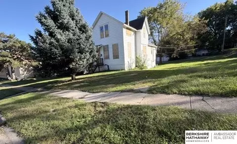 4623 Izard St, Omaha, NE 68132