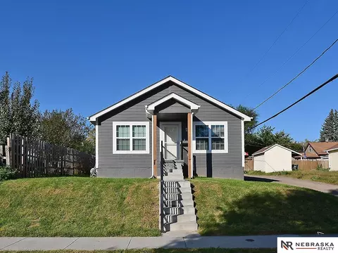 5514 S 31st St, Omaha, NE 68107