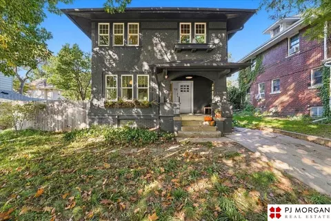 418 N 38th Ave, Omaha, NE 68131