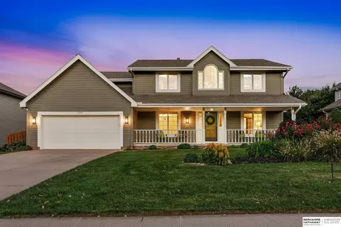 5015 S 174th St, Omaha, NE 68135