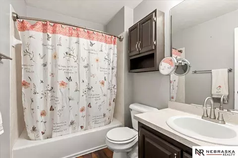 Bath - 720 N 6th St, Springfield, NE 68059 photo 1 of 3