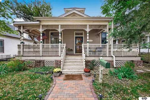 3916 S 24th St, Omaha, NE 68107