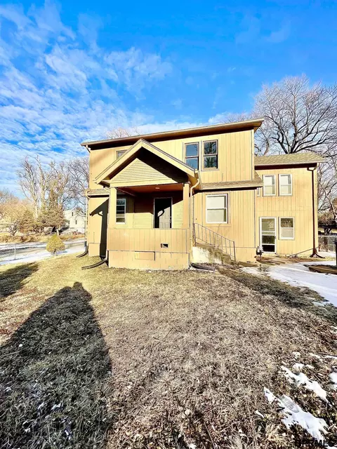 5015 N 38 St, Omaha, NE 68111