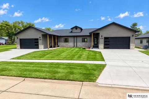 1120 Jasmine Ave, Crete, NE 68333