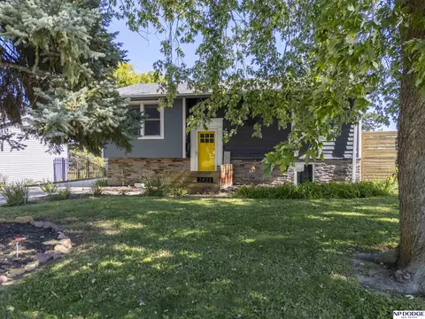 2423 S 123rd St, Omaha, NE 68144