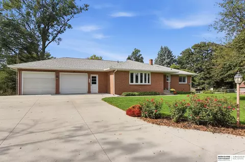 11720 S 36th St, Bellevue, NE 68123